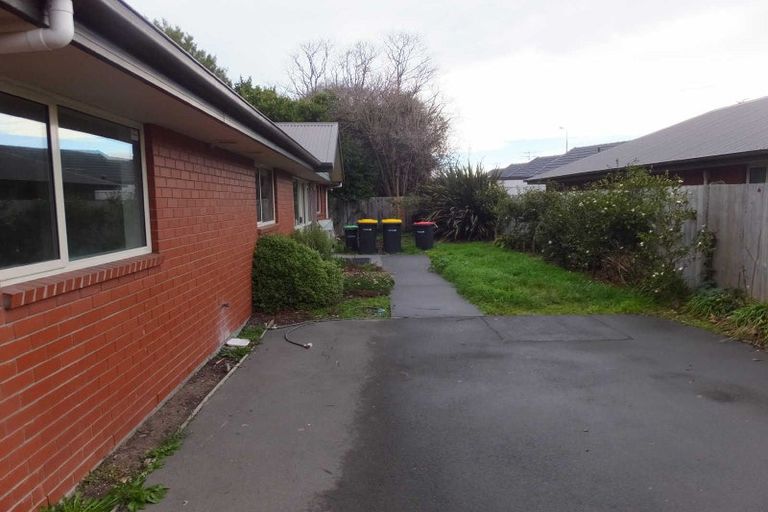 Photo of property in 301 Riccarton Road, Upper Riccarton, Christchurch, 8041