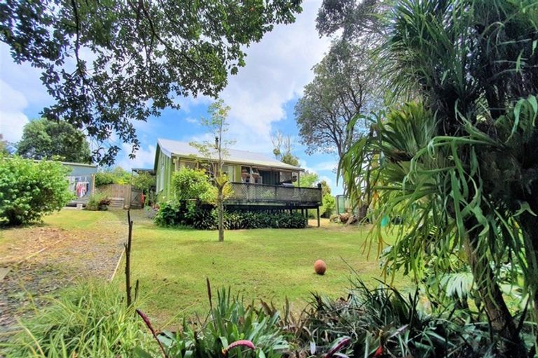 Photo of property in 21 Naumai Road, Tauhoa, Warkworth, 0984