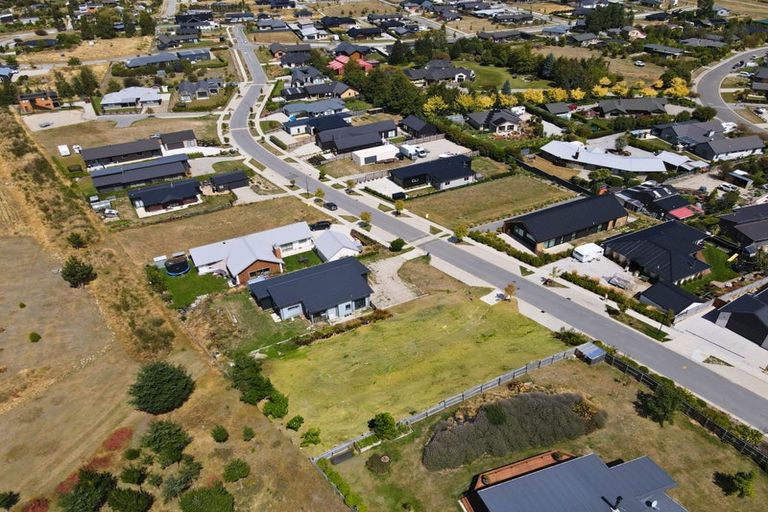 Photo of property in 6 Sarges Way, Lake Hawea, 9382