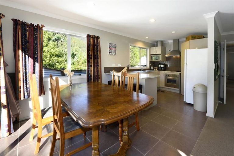 Photo of property in 11 Kaimiko Place, Okiwi Bay, French Pass, 7193