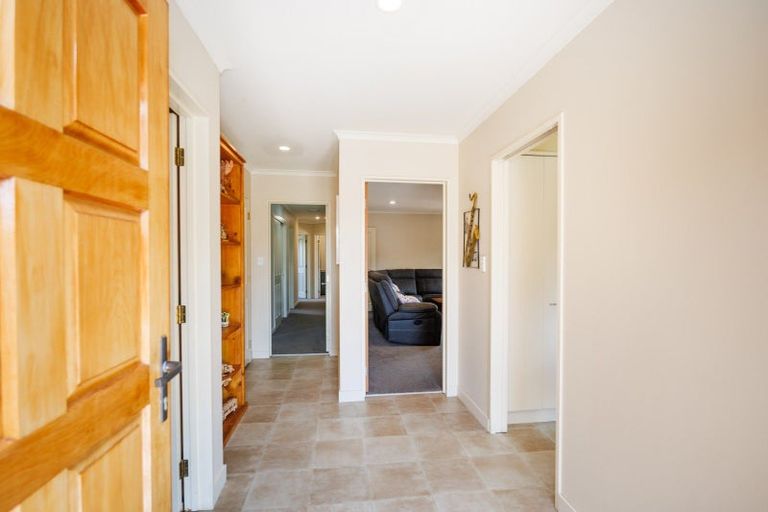 Photo of property in 24 Ursula Drive, Feilding, 4702