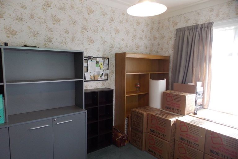 Photo of property in 30 Kuku Street, Tangimoana, 4822