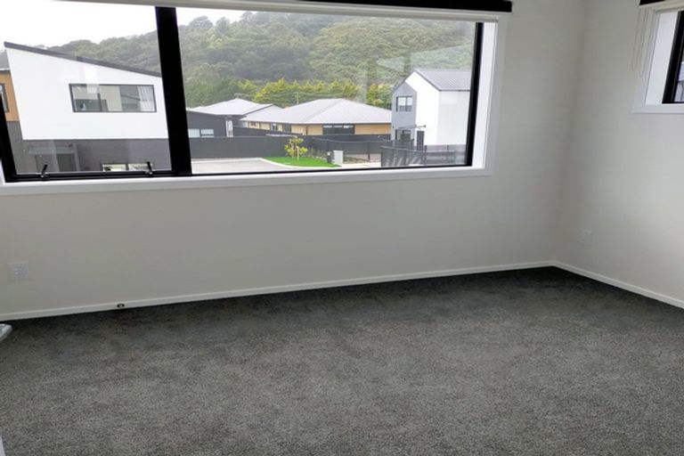 Photo of property in 4 Desert Gold Lane, Wallaceville, Upper Hutt, 5018