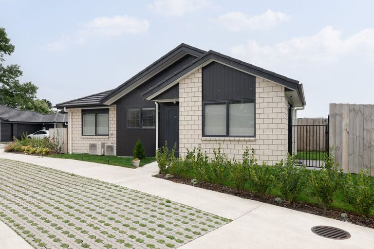 Photo of property in 6/8 Keitha Place, Glenview, Hamilton, 3206