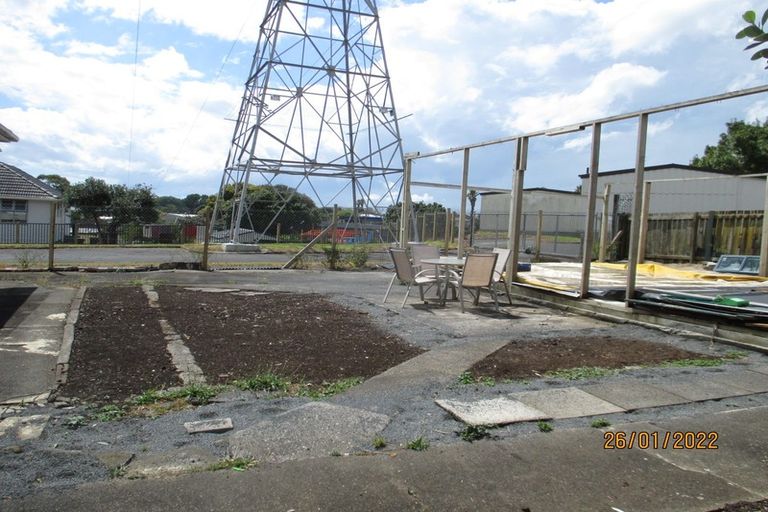 Photo of property in 84 Fisher Crescent, Otara, Auckland, 2023