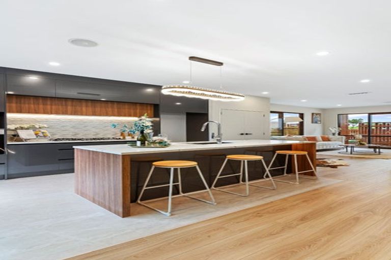 Photo of property in 65 Maungakaraka Road, Karaka, 2580