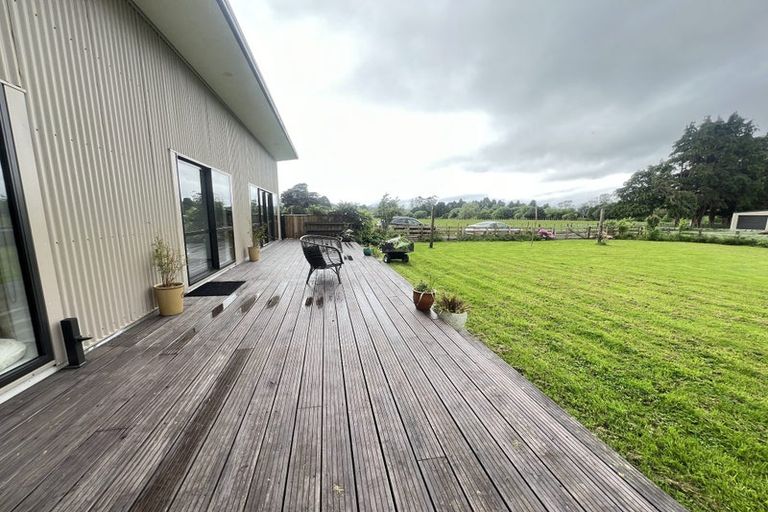 Photo of property in 67 Whitemans Valley Road, Whitemans Valley, Upper Hutt, 5371