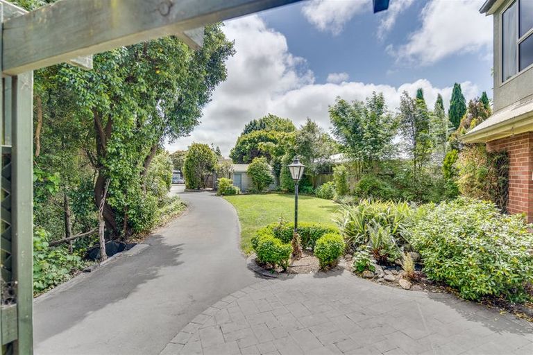 Photo of property in 58 Grahams Road, Burnside, Christchurch, 8041