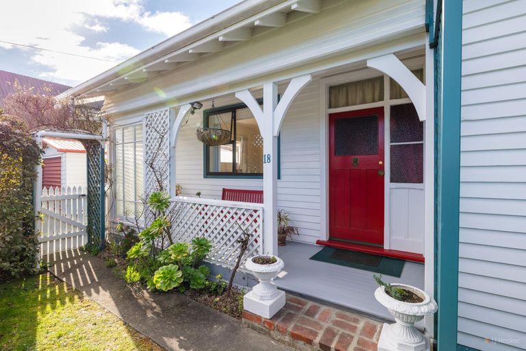 Photo of property in 18 Manse Street, Waimate, 7924
