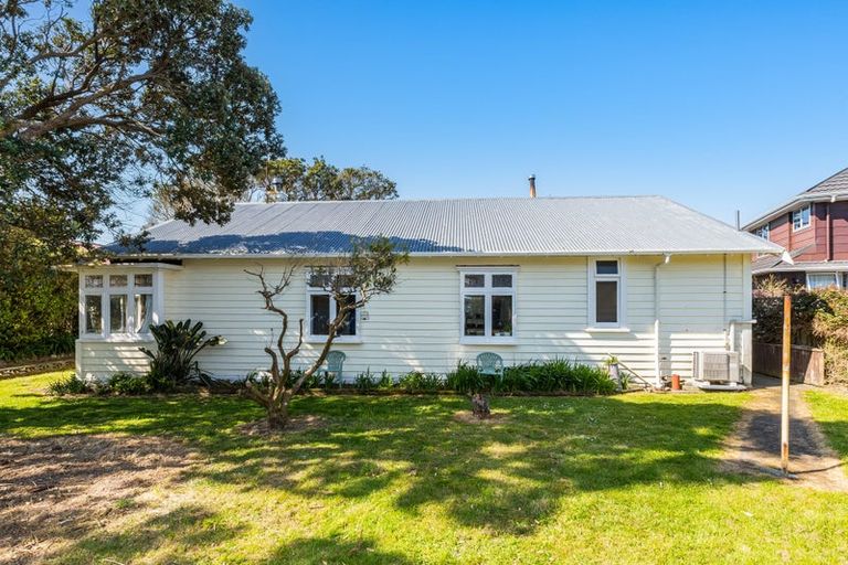 Photo of property in 78a Main Road, Titahi Bay, Porirua, 5022