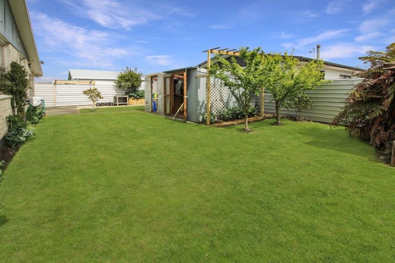 Photo of property in 18 Johnston Street, Foxton, 4814