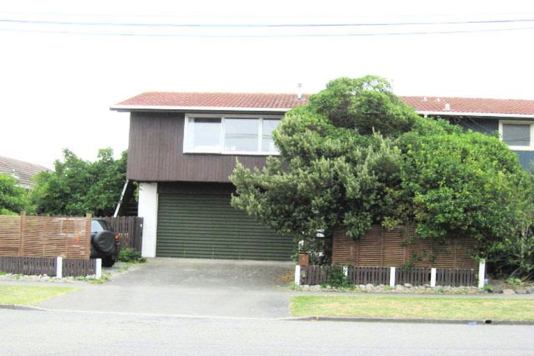 Photo of property in 4 Halsey Street, South New Brighton, Christchurch, 8062