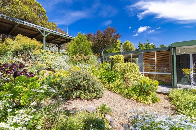Photo of property in 17 Athol Place, Diamond Harbour, Lyttelton, 8971