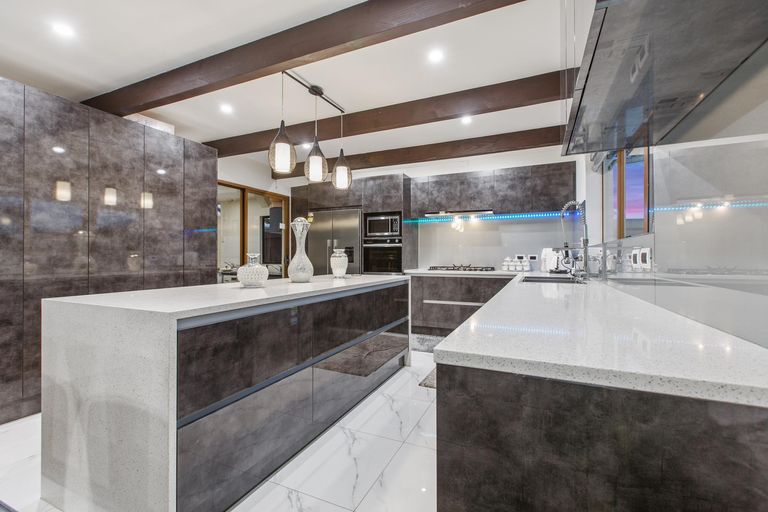 Photo of property in 18 Kohinoor Avenue, Mangere, Auckland, 2022