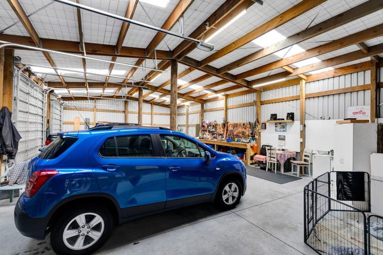 Photo of property in 37 Warwick Road, Stratford, 4332