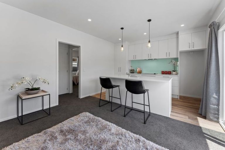 Photo of property in 6a Elm Street, Ebdentown, Upper Hutt, 5018