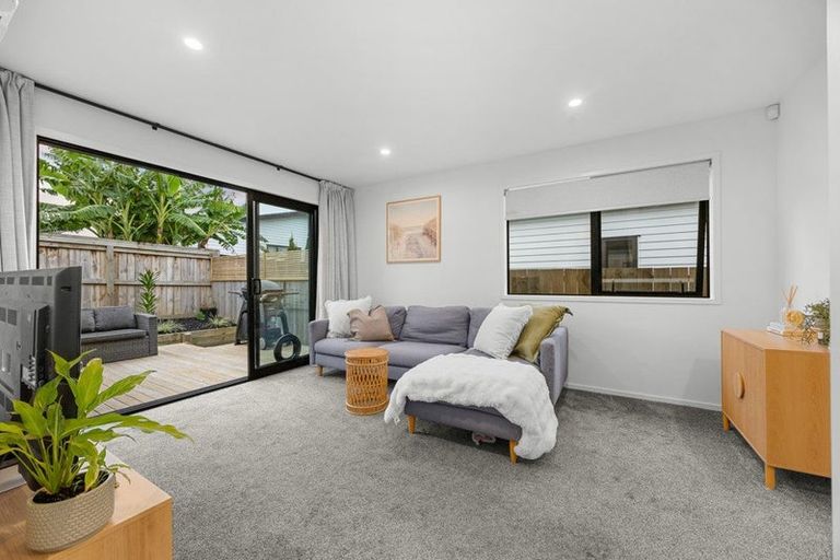 Photo of property in 7 Patrick Rice Drive, Swanson, Auckland, 0614