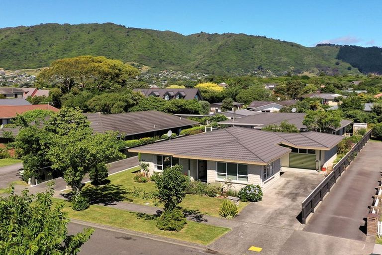 Photo of property in 86 Belvedere Avenue, Waikanae, 5036