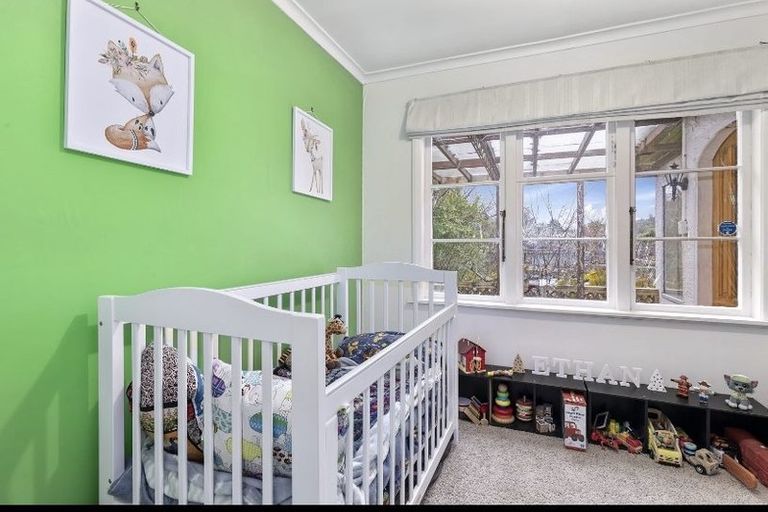 Photo of property in 11 Kopara Grove, Stokes Valley, Lower Hutt, 5019