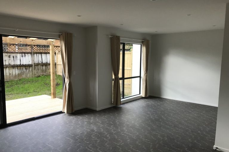 Photo of property in 9 Sophie Lane, Henderson, Auckland, 0612