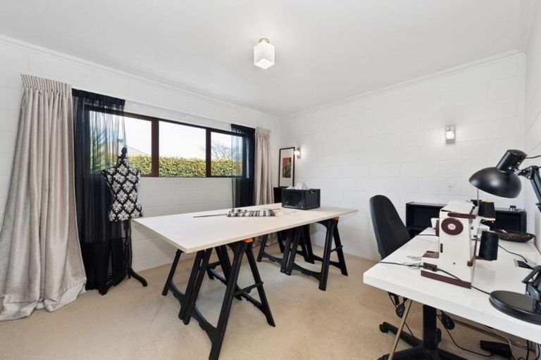 Photo of property in 22 Seamer Place, St Andrews, Hamilton, 3200