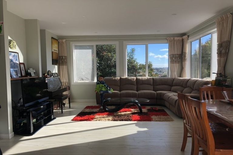 Photo of property in 32a Coronation Road, Hillcrest, Auckland, 0627