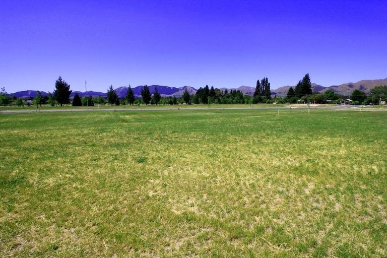 Photo of property in 16 William Jones Place, Hanmer Springs, 7334