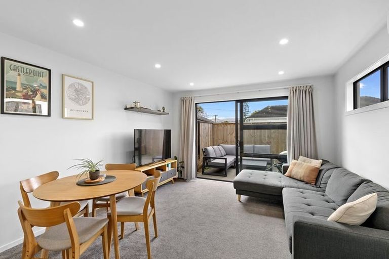 Photo of property in 8/489 Riverside Drive, Fairfield, Lower Hutt, 5011