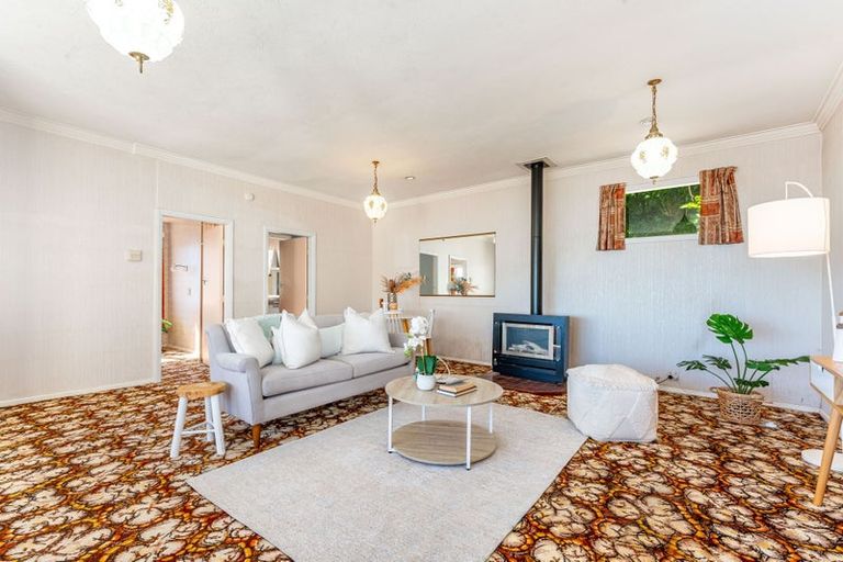 Photo of property in 17 Moana Road, Plimmerton, Porirua, 5026