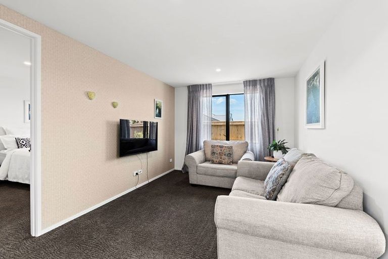Photo of property in 14 Waitaha Place, Bell Block, New Plymouth, 4312