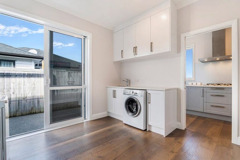 Photo of property in 15 Flavell Drive, Orewa, 0931