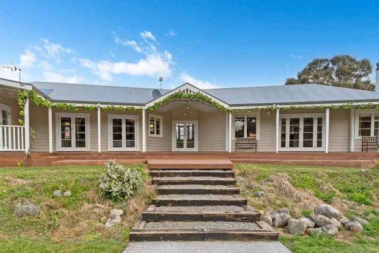 Photo of property in 784 Ponatahi Road, Martinborough, Carterton, 5792