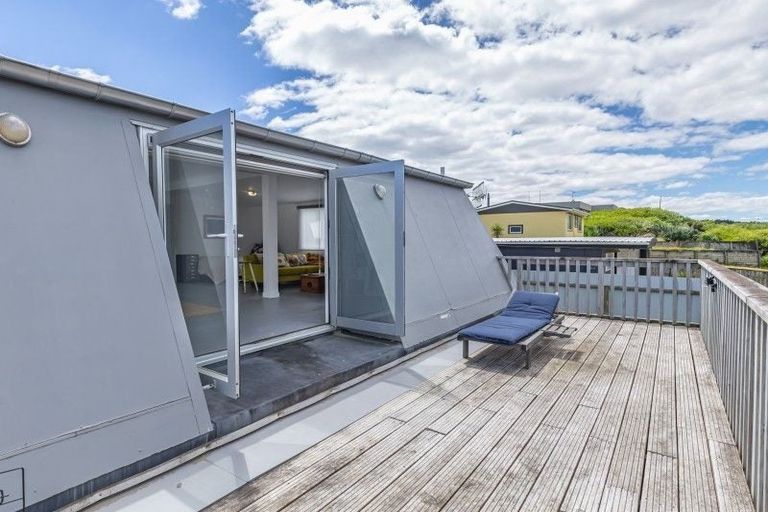 Photo of property in 14 Hunia Terrace, Himatangi Beach, Foxton, 4891