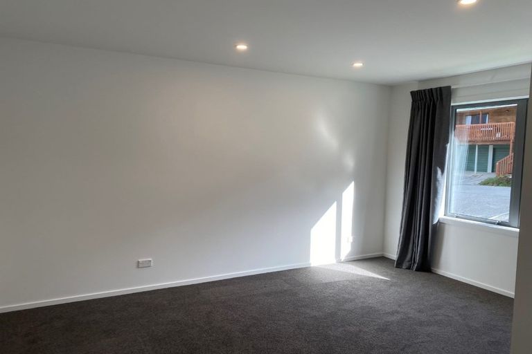 Photo of property in 22b Sainsbury Road, Fernhill, Queenstown, 9300