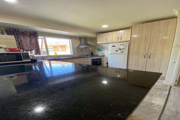 Photo of property in 13 Portrush Lane, Takanini, 2112