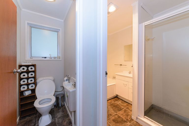 Photo of property in 124 Tremaine Avenue, Westbrook, Palmerston North, 4412