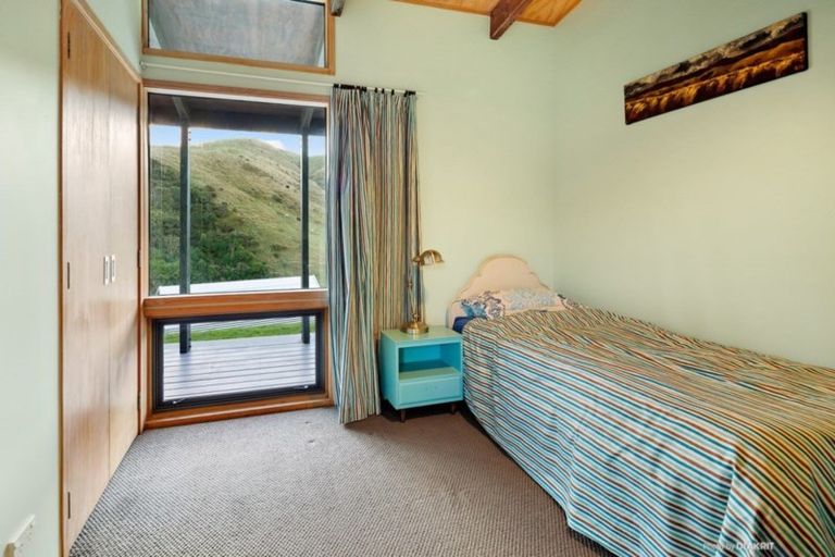 Photo of property in 823 Ohariu Valley Road, Ohariu, Wellington, 6037