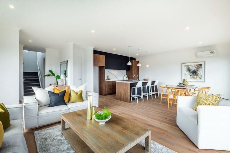 Photo of property in 2 Te One Place, Redwood, Christchurch, 8051