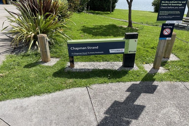 Photo of property in 4 Chapman Road, Te Atatu Peninsula, Auckland, 0610
