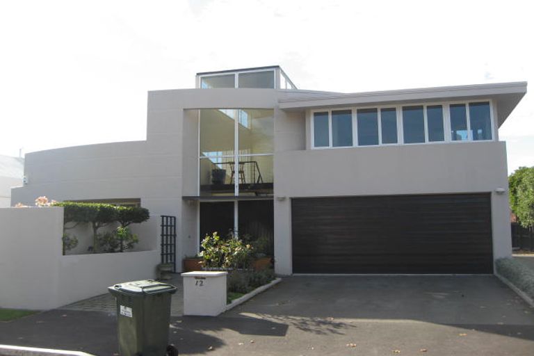 Photo of property in 12 Thornycroft Street, Fendalton, Christchurch, 8052