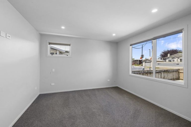 Photo of property in 264 Coronation Avenue, Welbourn, New Plymouth, 4310