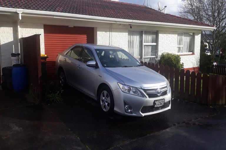 Photo of property in 39a Sikkim Crescent, Clover Park, Auckland, 2019