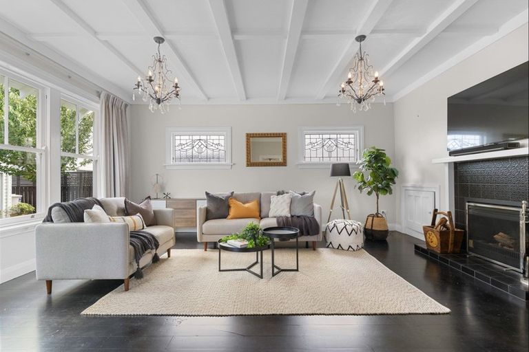 Photo of property in 14 Cotter Street, Greytown, 5712