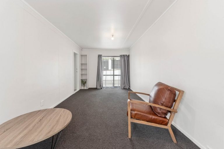 Photo of property in 49 Neri Crescent, Pomare, Rotorua, 3015