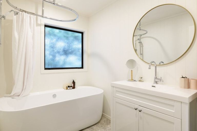 Photo of property in 19b Riverton Road, Mount Maunganui, 3116