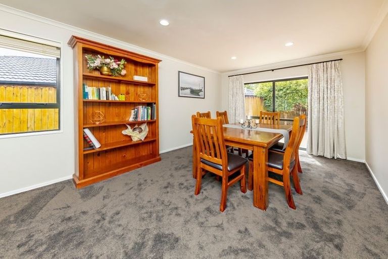 Photo of property in 18 Srah Place, East Tamaki, Auckland, 2013