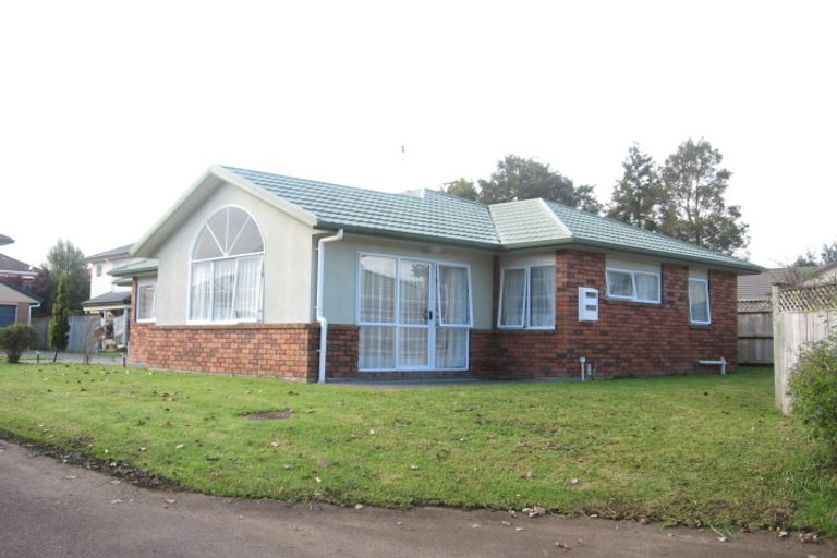 Photo of property in 1/8 Saints Court, Manurewa, Auckland, 2102