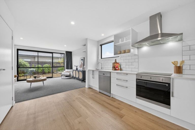 Photo of property in 3/20 Ballinger Place, Carterton, 5713