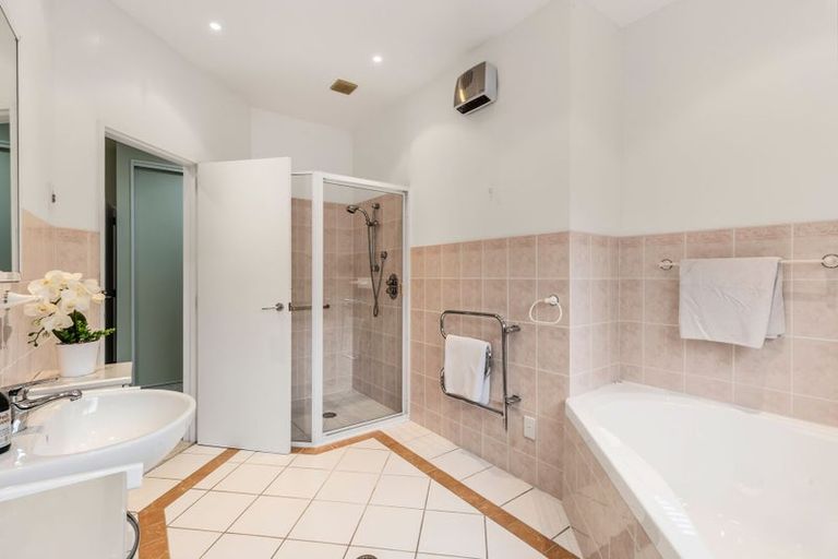 Photo of property in 3/27 Shelbourne Street, Nelson, 7010