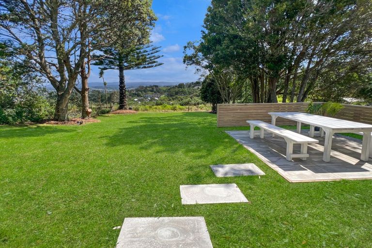 Photo of property in 222 Don Buck Road, Massey, Auckland, 0614